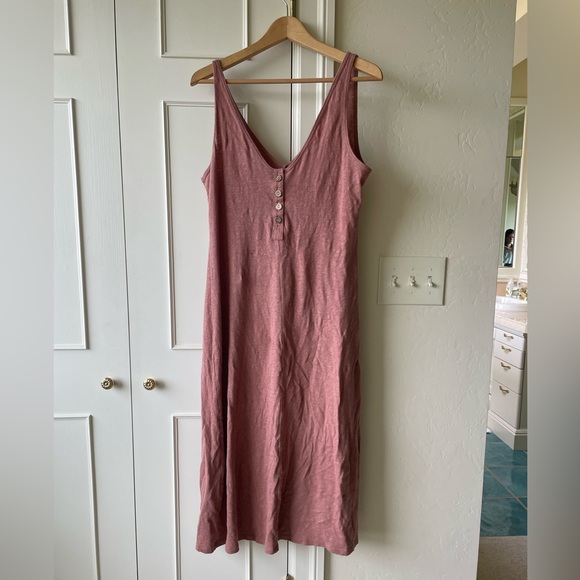Faherty Cliffside Dress Cedar Wood Linen Cotton Midi
Size M NWOT - Picture 2 of 7